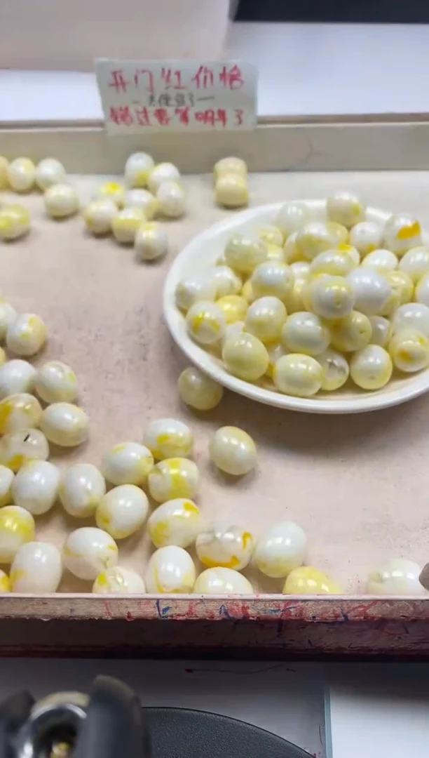 【闪购商品】蜜蜡颈饰未镶嵌w2393骨瓷白桶珠16*14mm*3颗