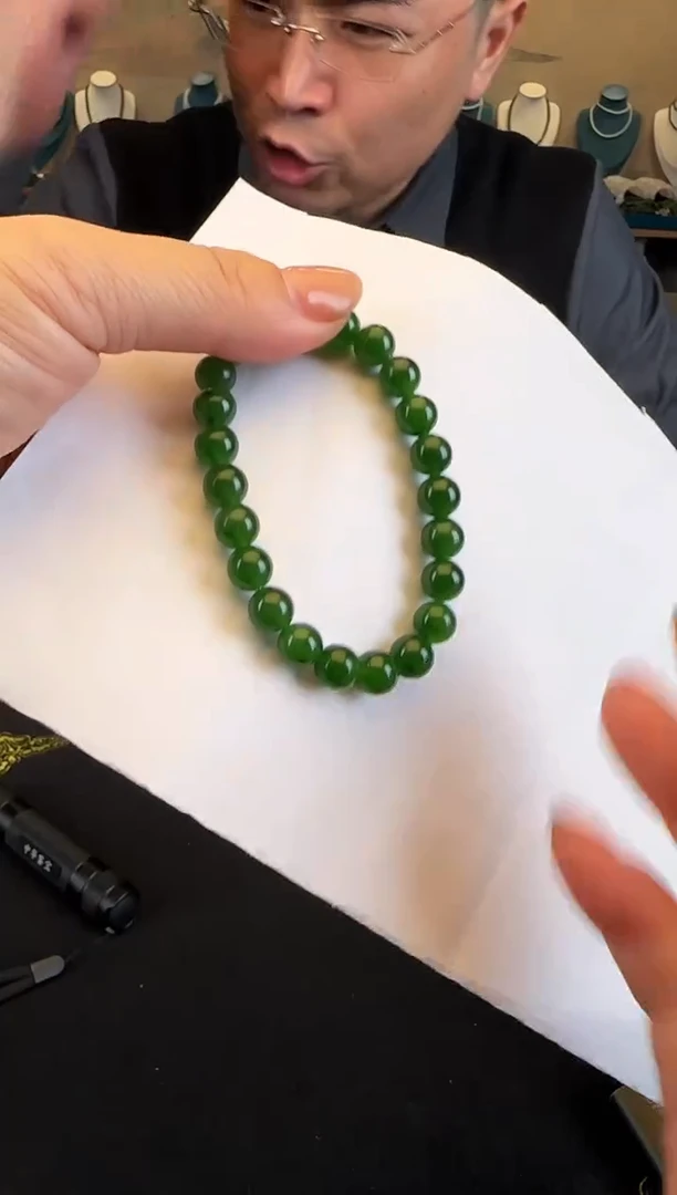 颈饰未镶嵌和田玉卡8