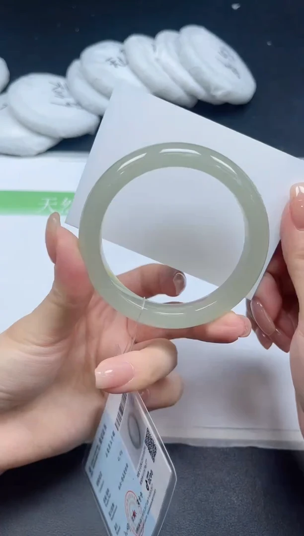 未镶嵌手镯石英质玉056-5455