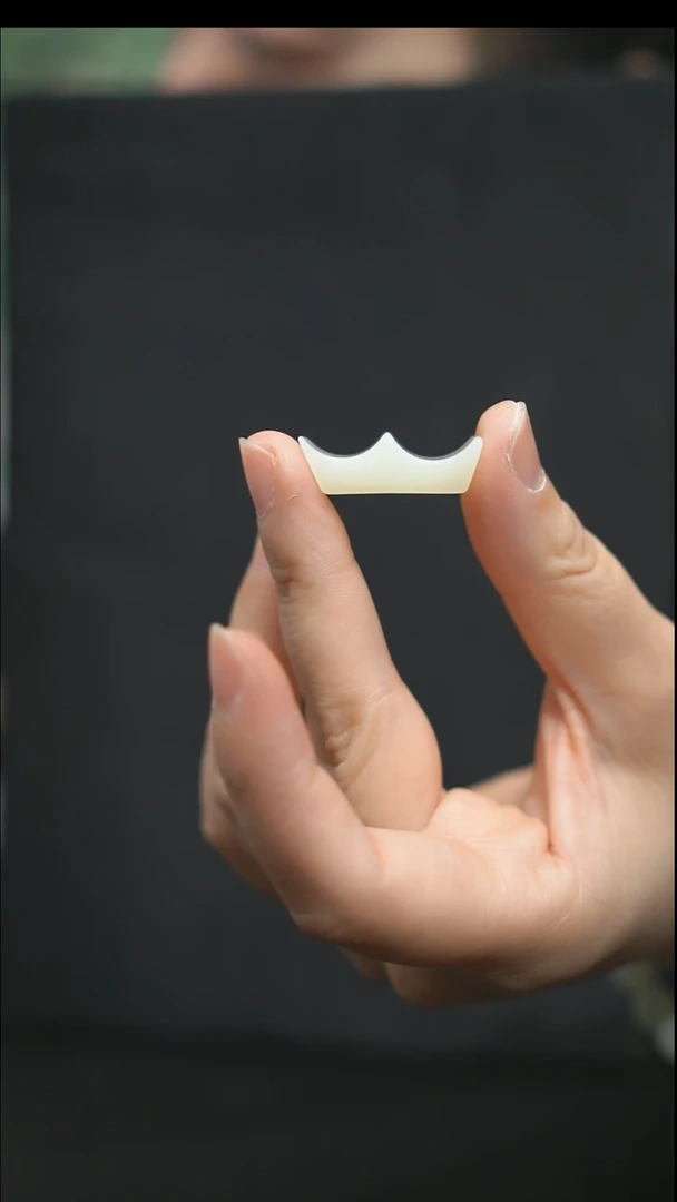 颈饰未镶嵌和田玉财**滚且末