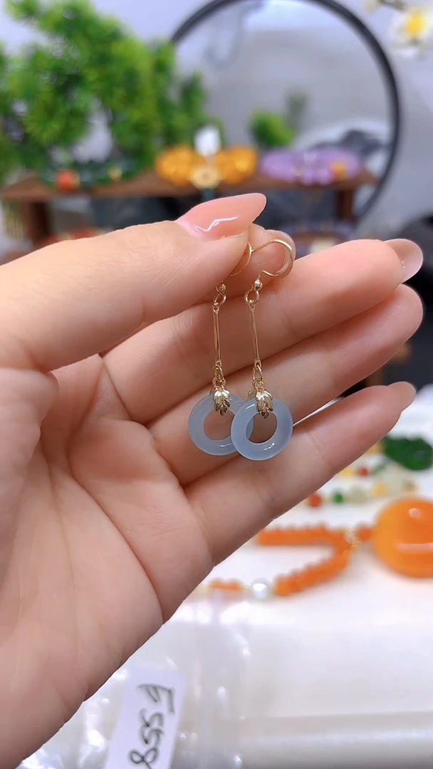 14K金镶嵌翡翠耳饰E558