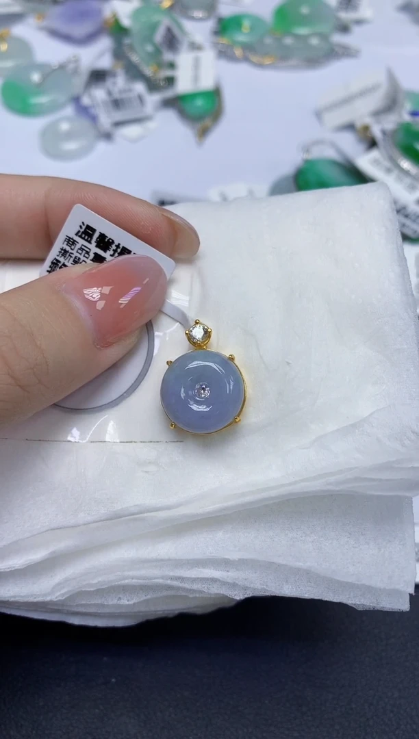 颈饰未镶嵌翡翠天然缅甸翡翠A货多样性发一件