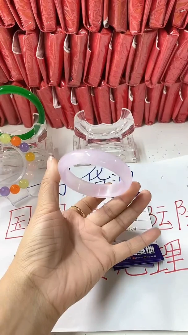 流行美美百搭真实好看直播间B33