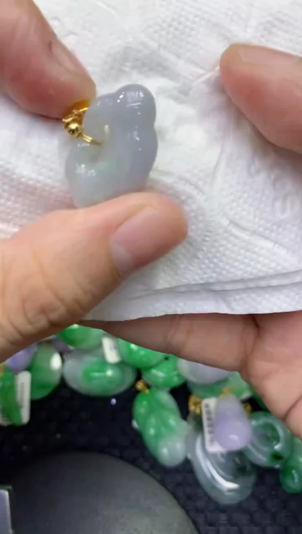 颈饰未镶嵌翡翠天然缅甸A货翡翠