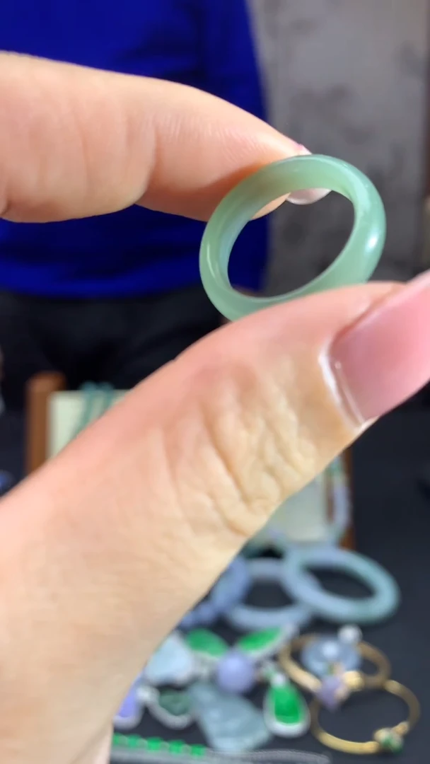 【闪购商品】翡翠戒圈未镶嵌35-天然翡翠