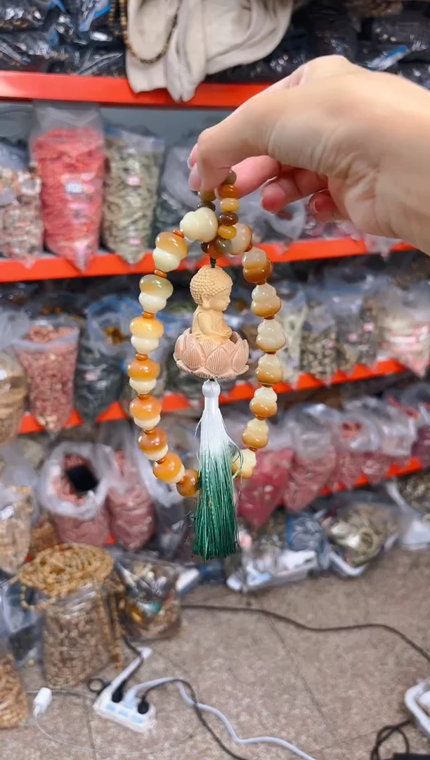 吊坠菩提根/象牙果葫芦大卡手持带莲花佛