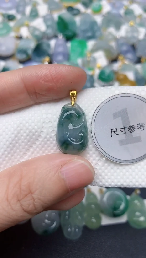 颈饰未镶嵌翡翠天然缅甸A货翡翠