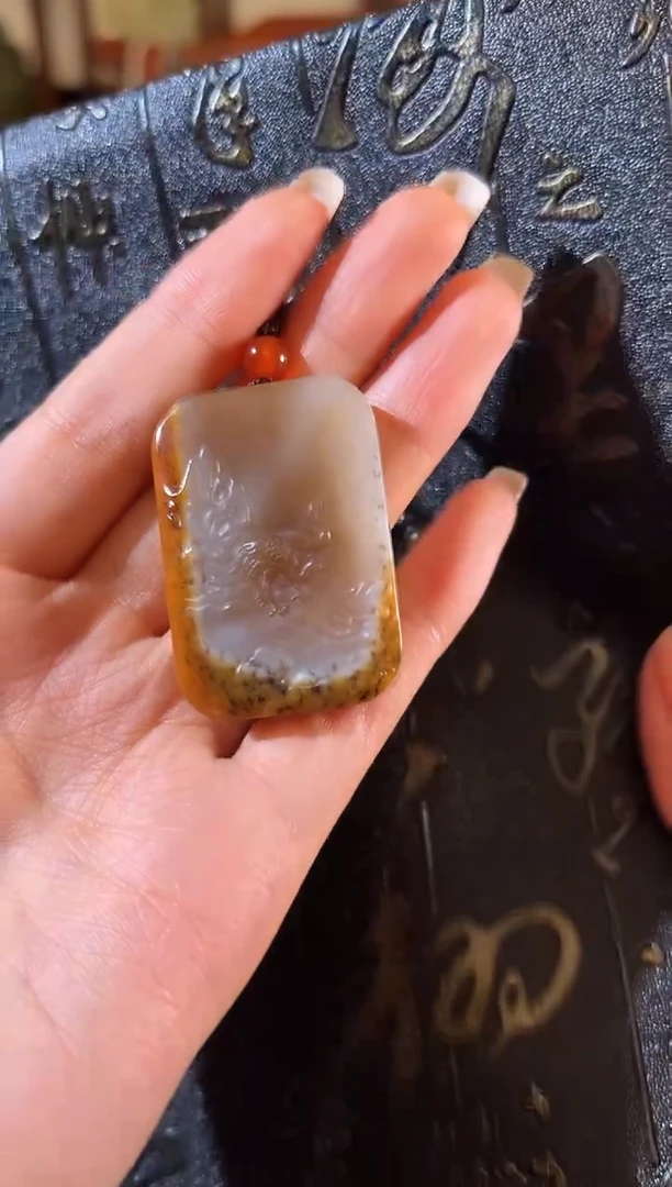 和田玉未镶嵌颈饰和田玉