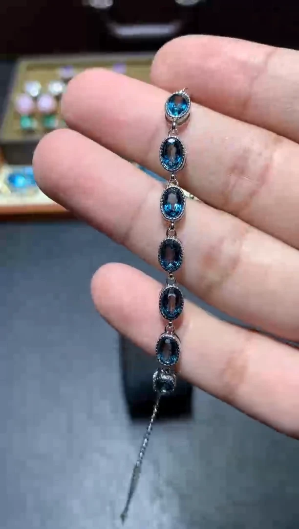 未镶嵌托帕石手链Q130