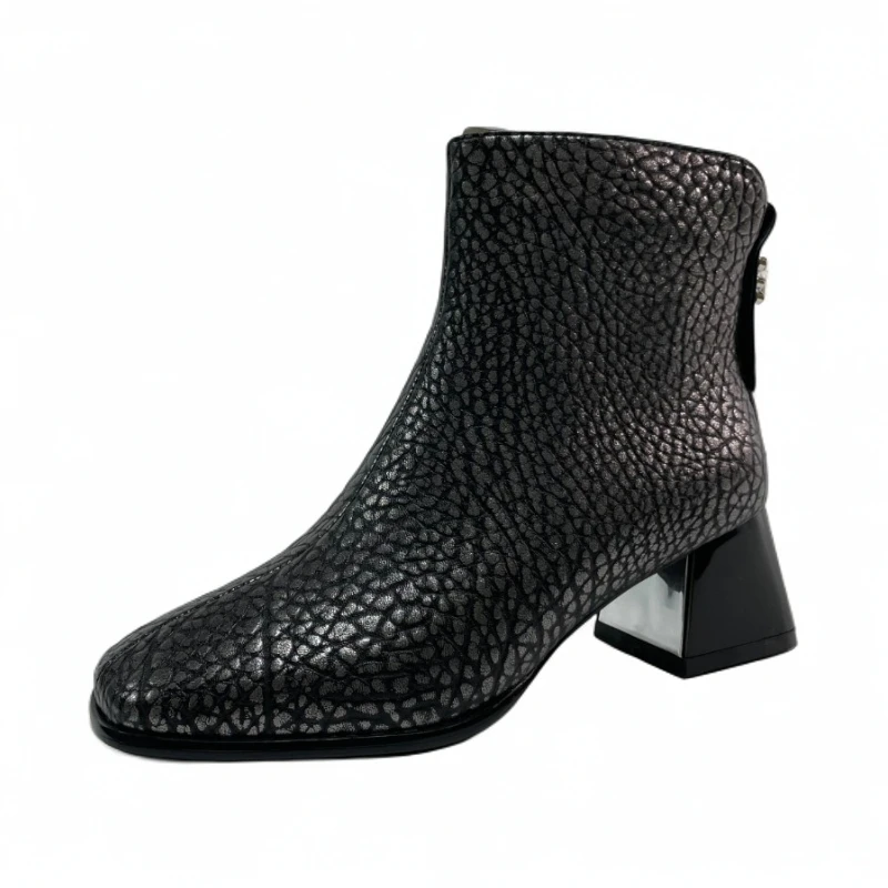 2025年新款法式粗跟短靴女圆头软皮后拉链通勤靴子潮时尚百搭3334