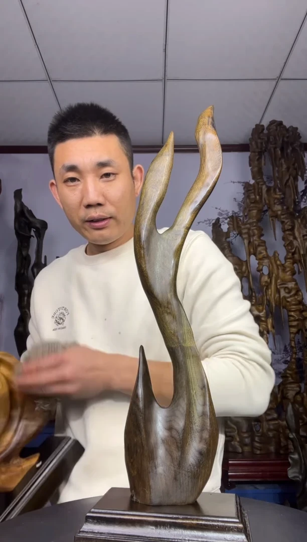 金丝楠木雕款ᥫ****G金丝楠木工艺品摆件