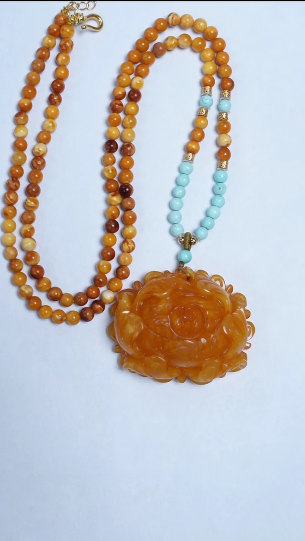 蜜蜡颈饰未镶嵌花蜡牡丹花吊坠