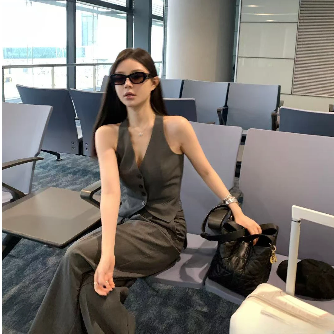 韩系甜辣穿搭2025夏季新款高级感时尚气质无袖上衣女配显瘦裤子