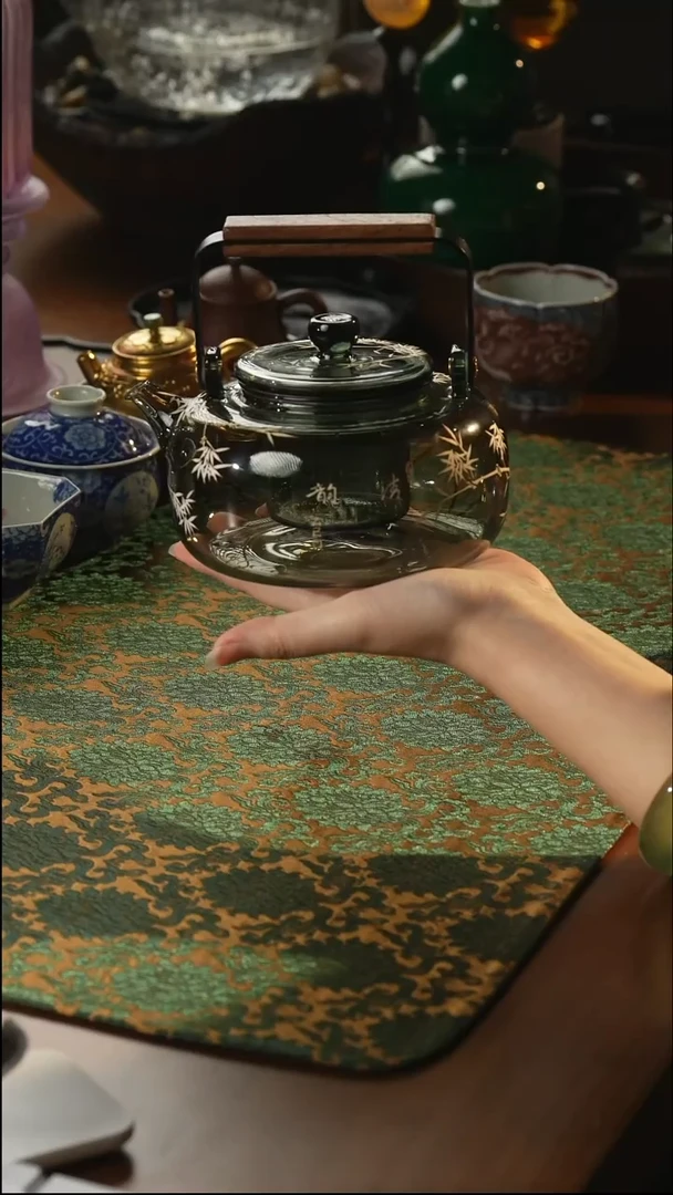 瓷片物肆