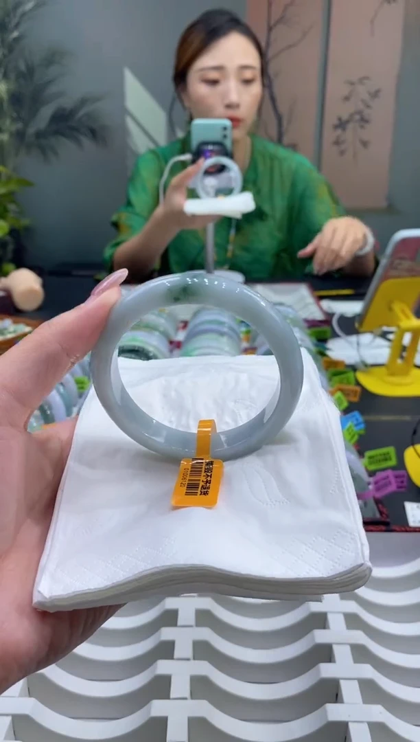 未镶嵌手镯翡翠0000039055