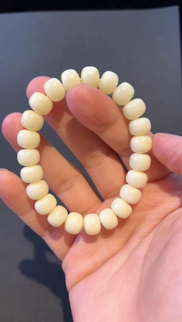 【闪购商品】蜜蜡手链未镶嵌10+单圈