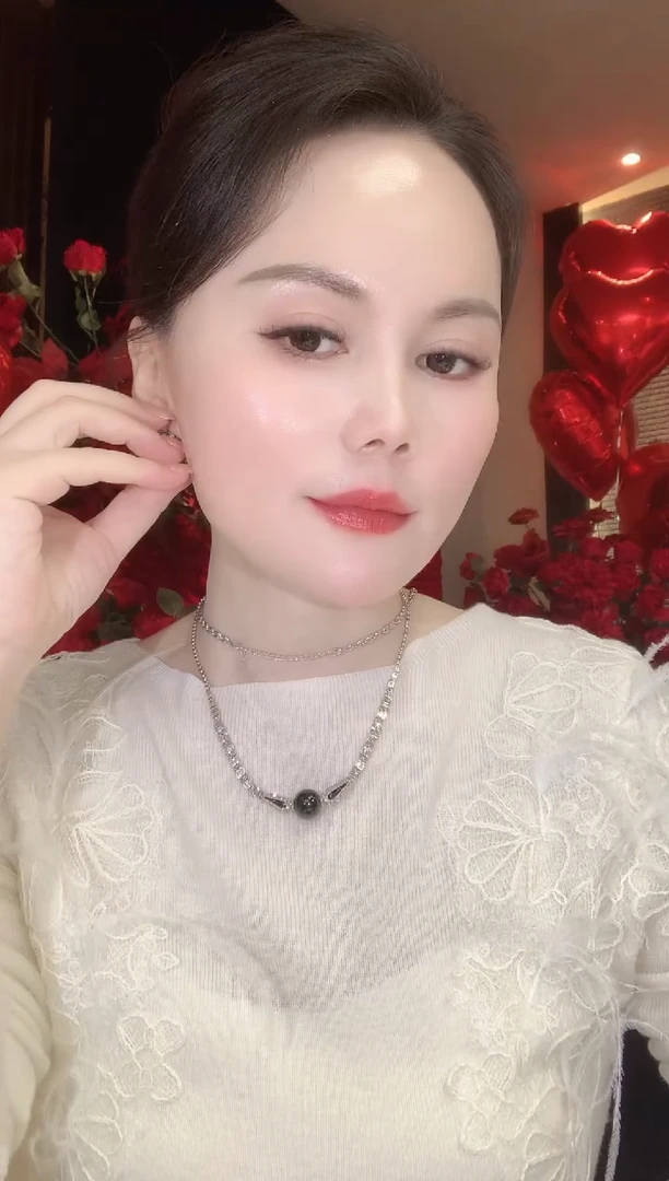 套链18K金镶嵌翡翠妞**?A93