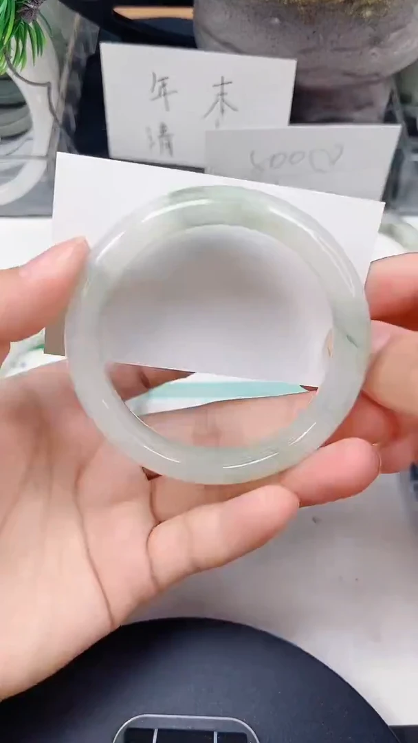 未镶嵌手镯石英质玉16-55/56