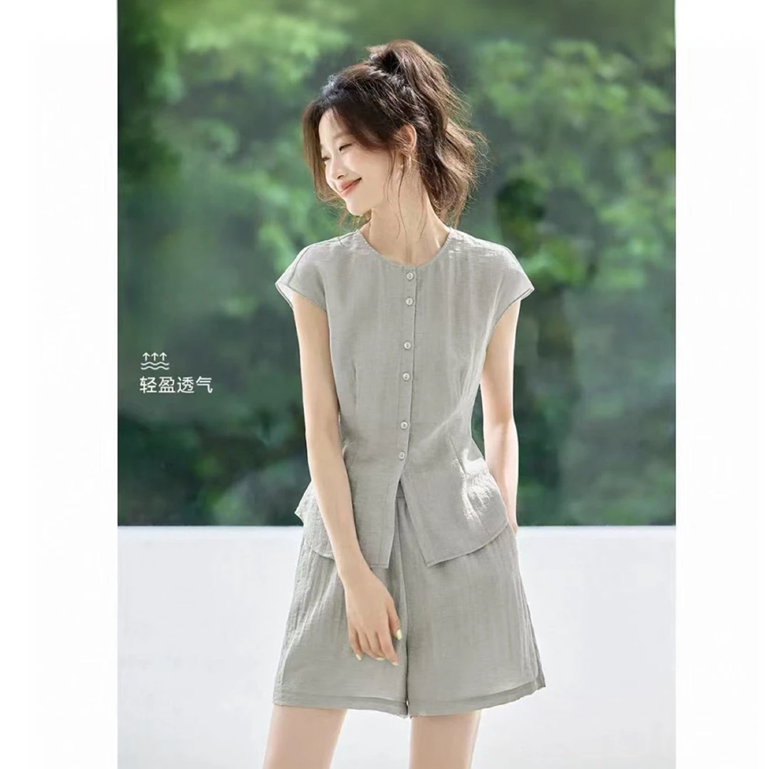 【厂家直销】轻通勤圆领松弛感显瘦无袖上衣短裤两件套-2222A
