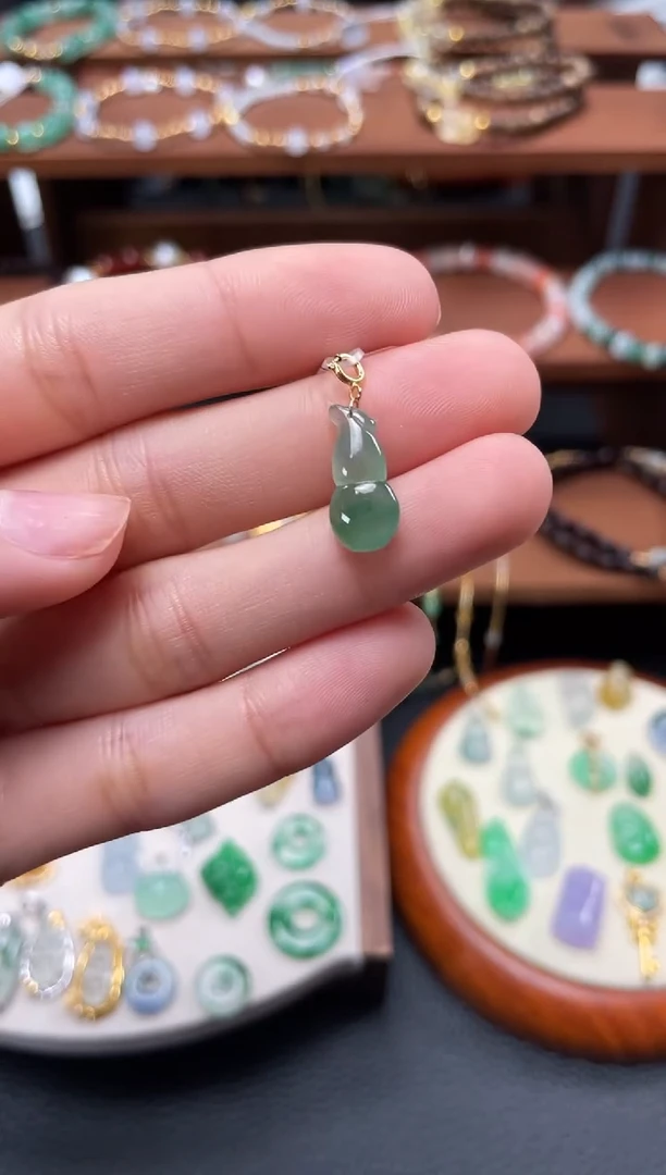 【闪购商品】翡翠吊坠(不含链)18K金镶嵌一个  JK410