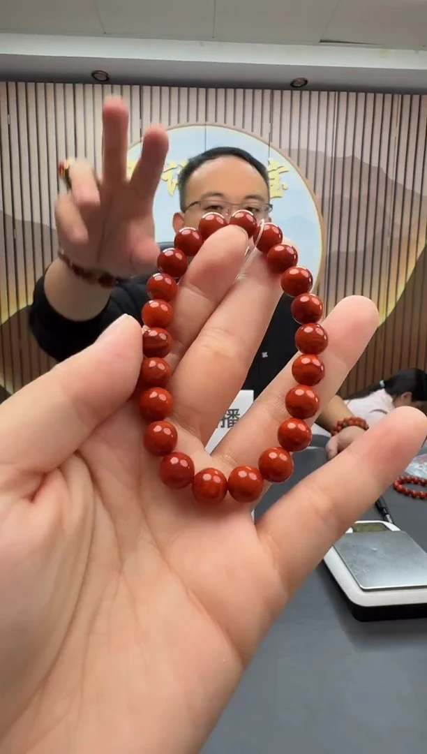 未镶嵌手串南红玛瑙016ZB0103产品一个