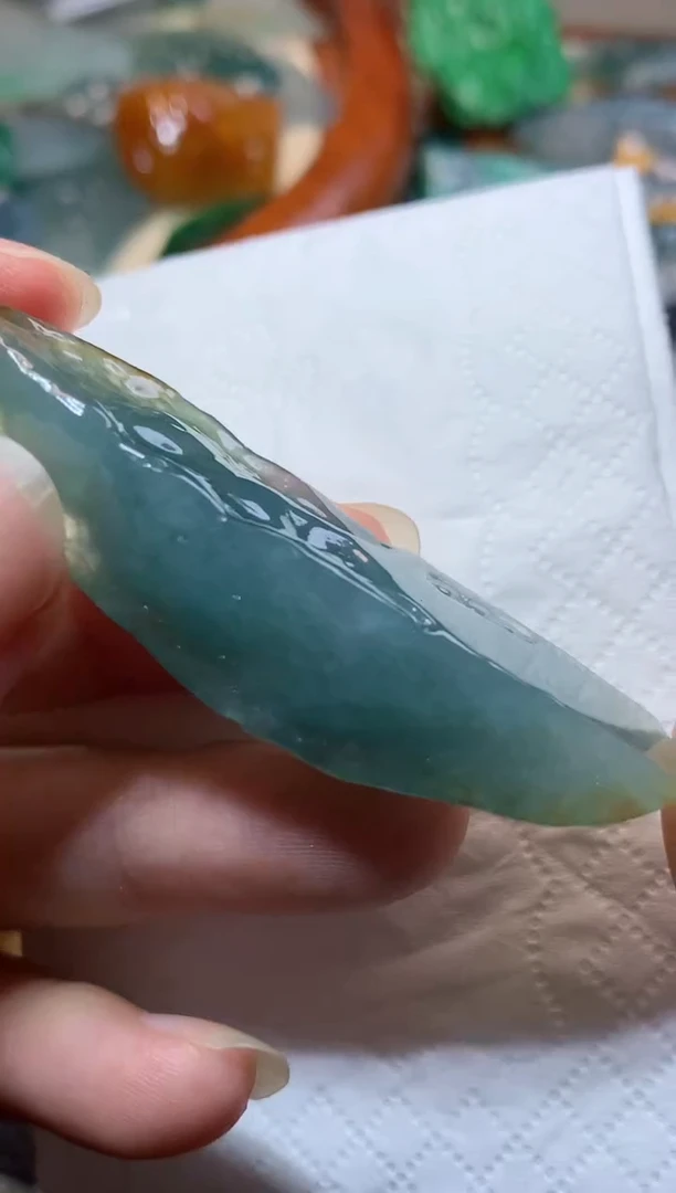 翡翠未镶嵌吊坠(不含链)吊坠