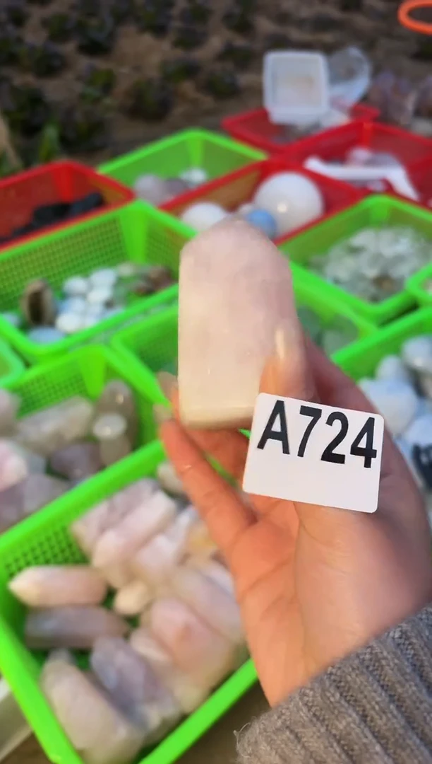 【闪购商品】水晶摆件未镶嵌粉水晶柱子 724