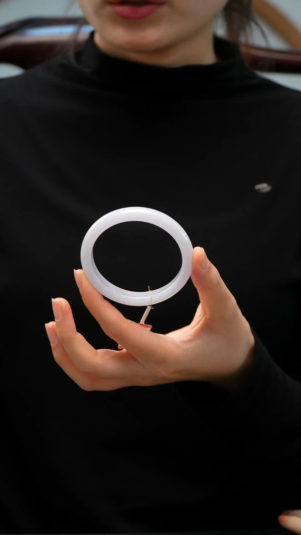 未镶嵌手镯翡翠64号贵妃