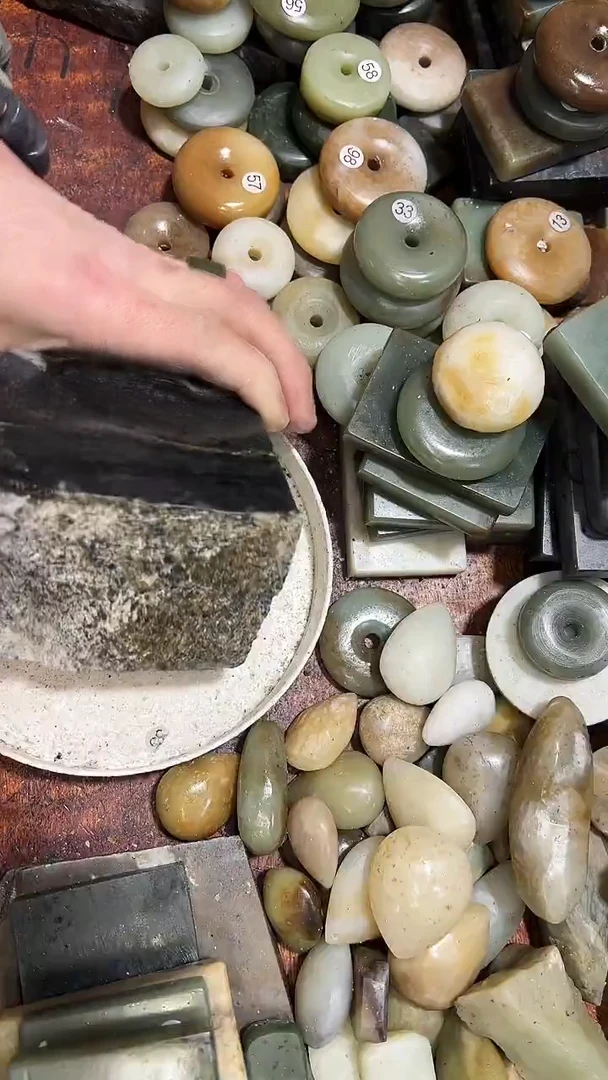 未镶嵌和田玉珠宝半成品默1