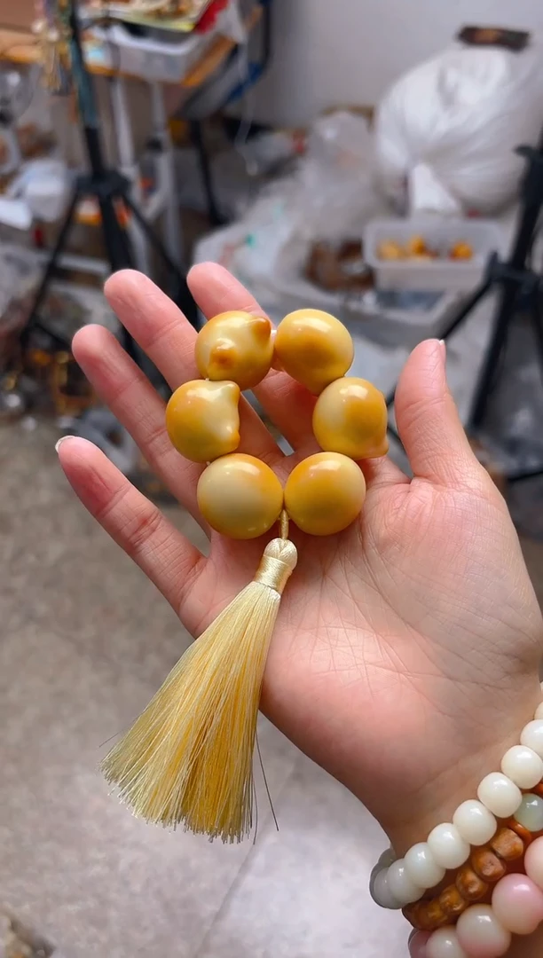 吊坠菩提根/象牙果炭烤猫猫头手捻