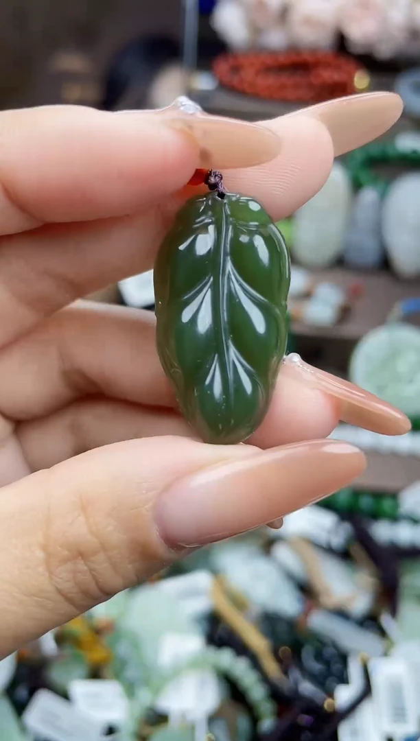 颈饰未镶嵌和田玉未镶嵌和田玉吊坠多样性拍一发一