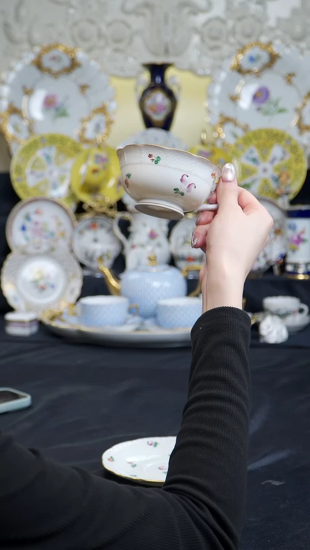 骨瓷婷婷中古器物如图所示14