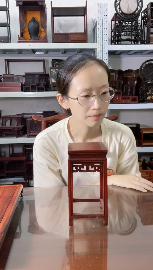 红酸枝木类，*巴里黄檀正方底座9.5*9.5    40