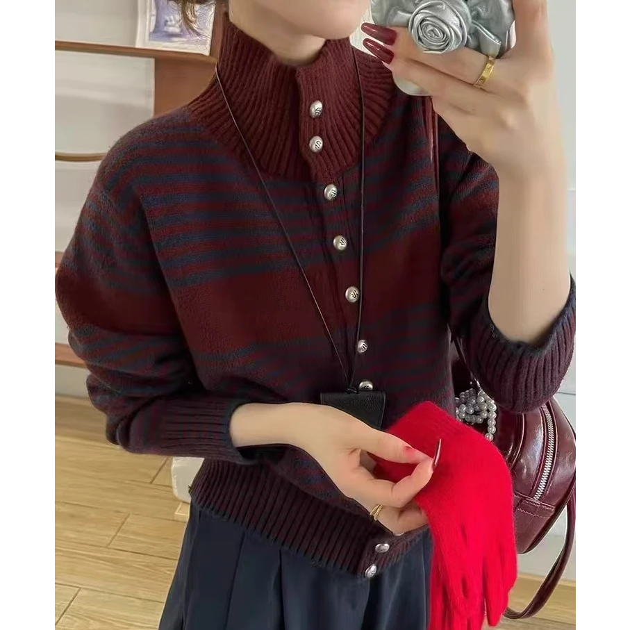 【丝线梦影】半高领单排扣撞色条纹复古气质显瘦上衣-1186