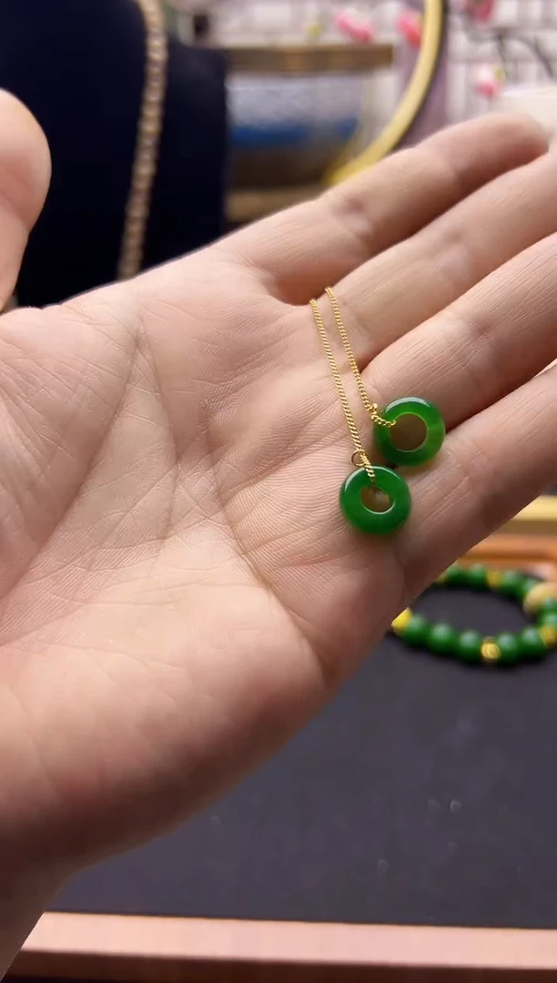 【闪购商品】翡翠颈饰14K金镶嵌E225