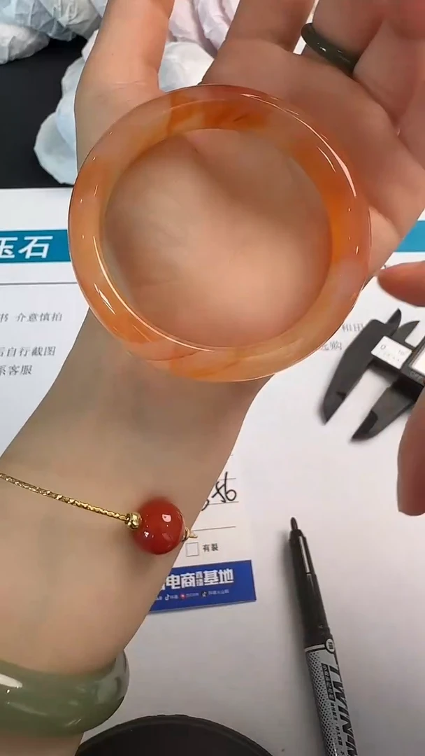 未镶嵌手镯石英质玉042