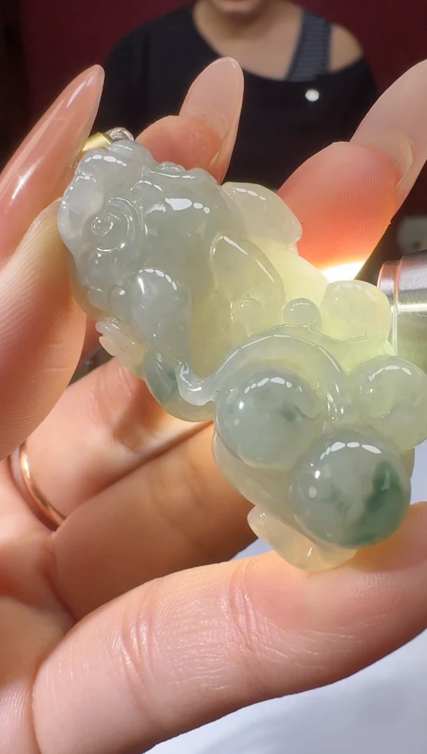 颈饰未镶嵌翡翠38704多样性发其一