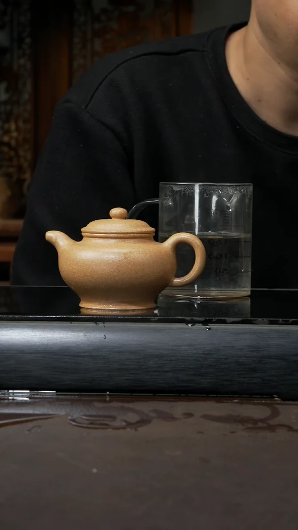 【闪购商品】紫砂茶壶黄金段泥 掇只 170cc 016