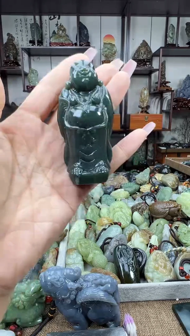 未镶嵌和田玉把件1