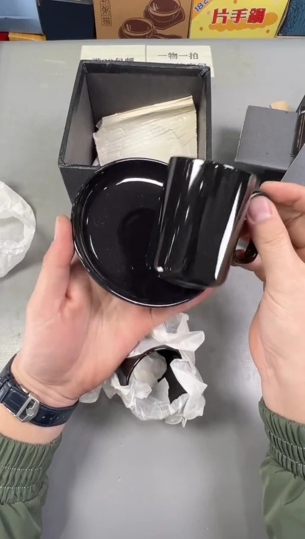 瓷片爱****肉765 号满30米包邮，碰瓷社感谢您的支持~