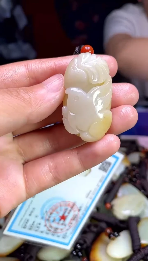和田玉未镶嵌颈饰1