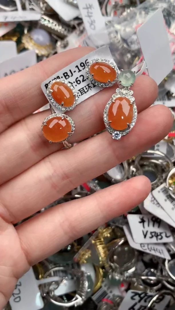 银S925镶嵌戒指翡翠555           5