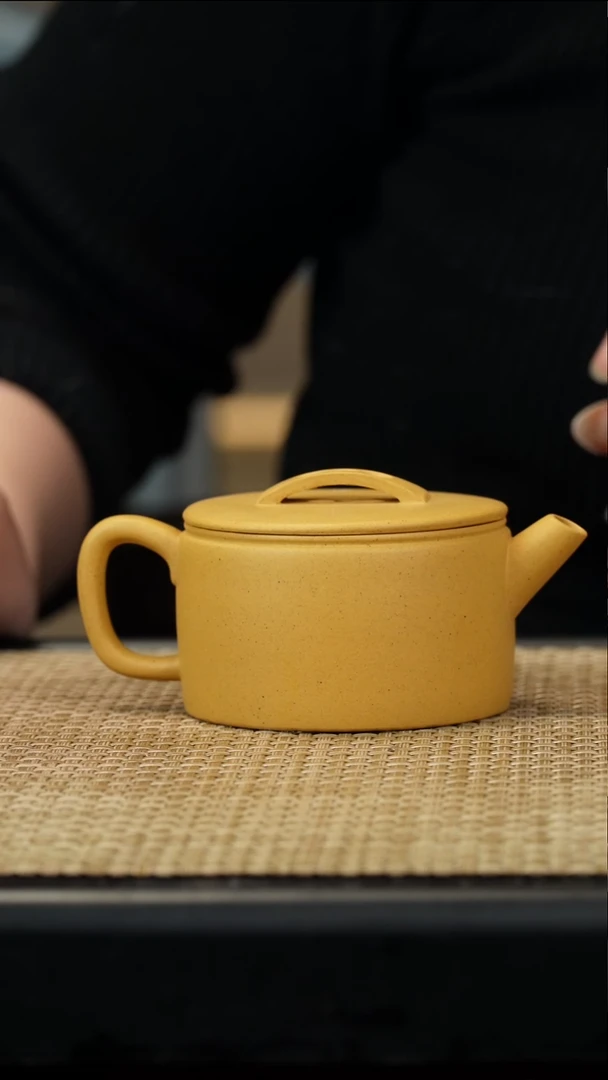 紫砂茶壶黄金段/*汉瓦