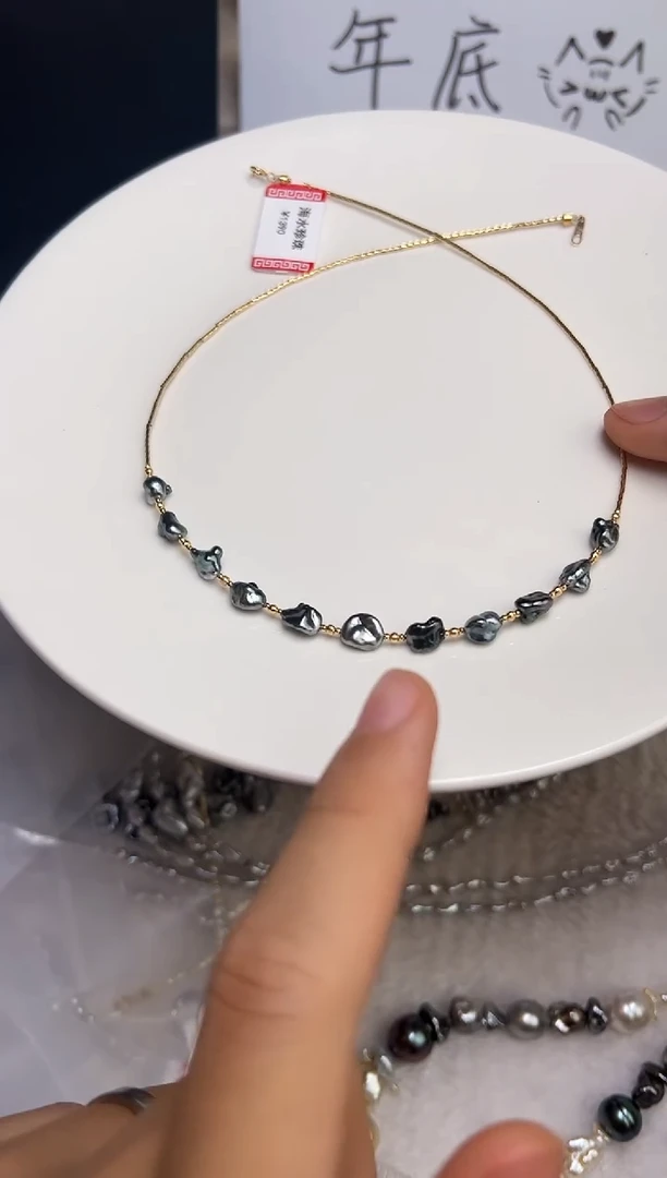 颈饰18K金镶嵌海水珍珠珍珠