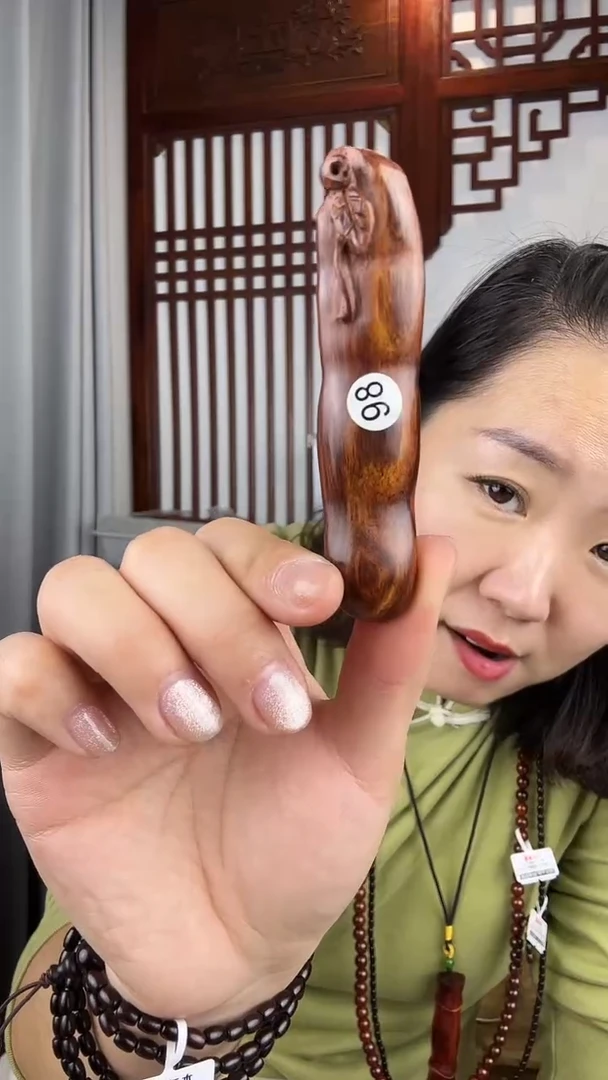 黄花梨/降香黄檀黄花梨福豆手把件98