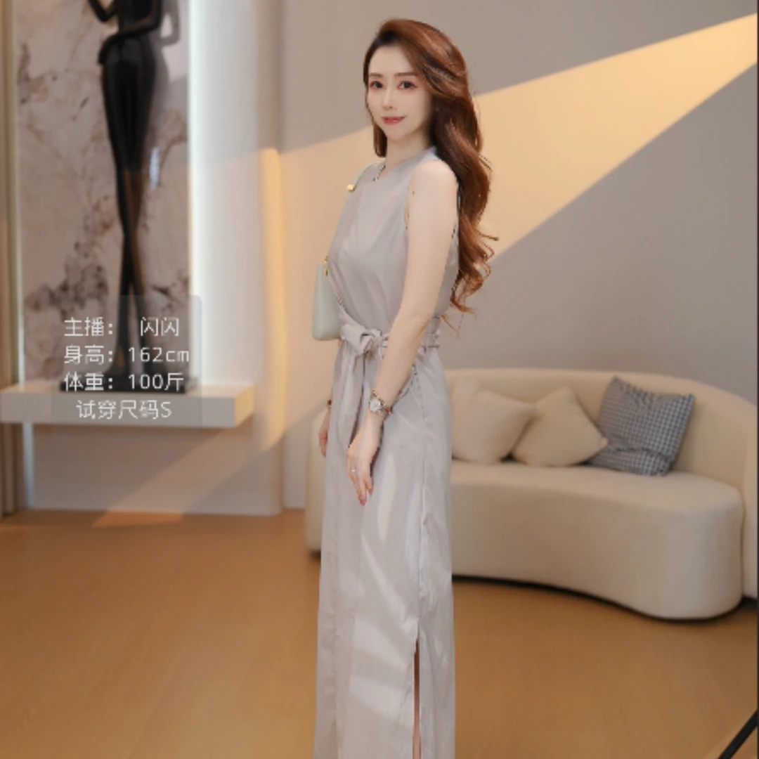 【桃桃】2025夏季新款法式时尚修身优雅气质洋气连衣裙女Y0046