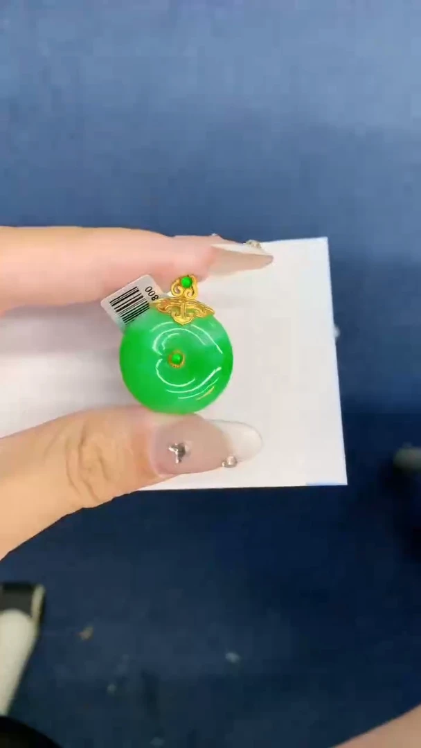 翡翠18K金镶嵌吊坠(不含链)悟?1