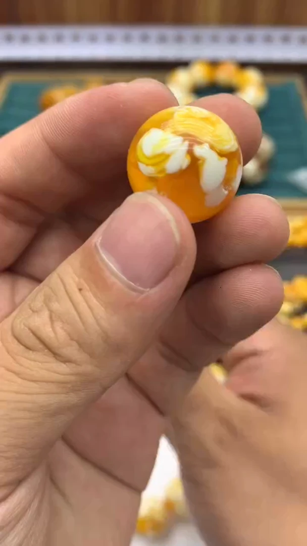 C14.金瓷白20毫米圆珠