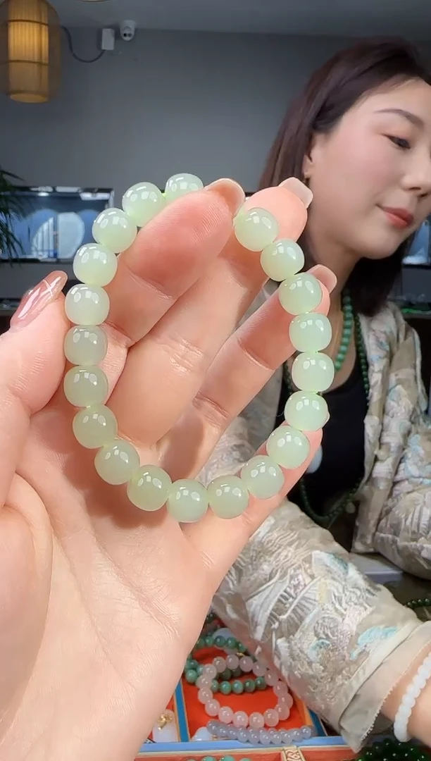 未镶嵌手链和田玉1