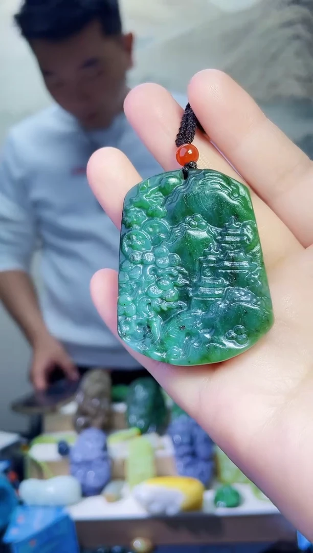 颈饰未镶嵌和田玉1